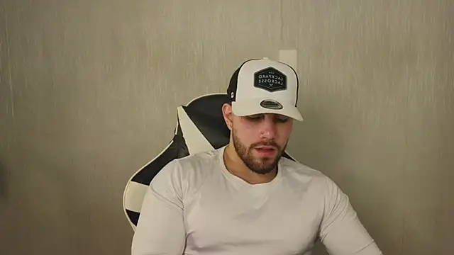 Ades Lowe online show from October 30, 2025, 12:03 pm