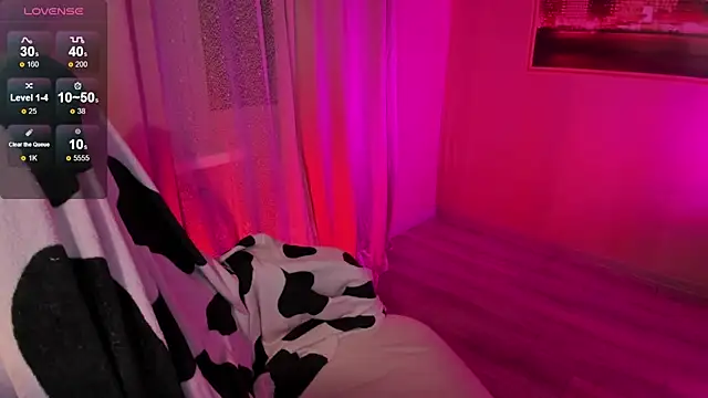 Snapshot of Sserendipityy chatting on March 1, 2026, 4:12 am Sserendipityy online show from March 1, 2026, 4:12 am