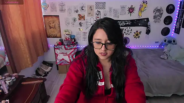 Cherry blush  online show from April 1, 2026, 10:39 pm