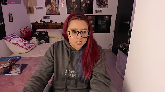 Snapshot of Cherry_blush_ chatting on January 8, 2026, 9:43 pm Cherry blush online show from January 8, 2026, 9:43 pm