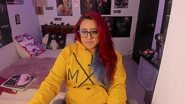 Snapshot of Cherry_blush_ chatting on January 14, 2026, 10:13 pm Cherry blush online show from January 14, 2026, 10:13 pm