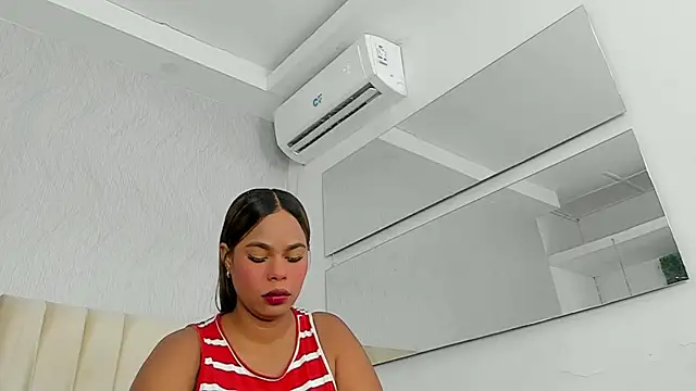 keyla mejia online show from July 12, 2026, 12:28 pm