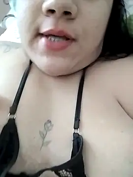 Snapshot of Mari29patty chatting on September 25, 2025, 3:51 pm Mari29patty online show from September 25, 2025, 3:51 pm