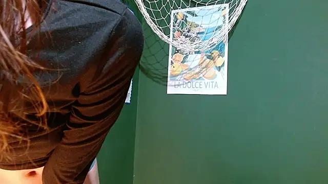 Snapshot of Roxiehood chatting on September 22, 2025, 2:17 am Roxiehood online show from September 22, 2025, 2:17 am