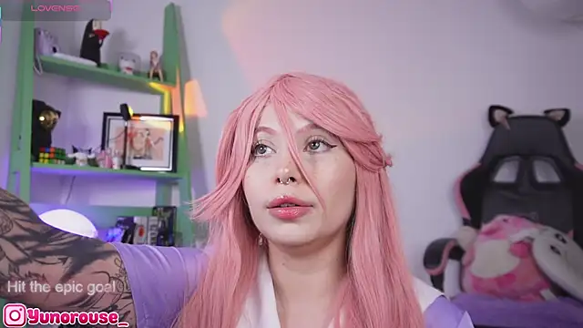 Snapshot of YunoRose_ chatting on October 26, 2025, 1:39 am YunoRose online show from October 26, 2025, 1:39 am