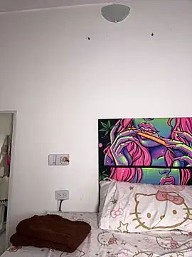 Snapshot of YunoRose_ chatting on October 19, 2025, 3:42 am YunoRose online show from October 19, 2025, 3:42 am