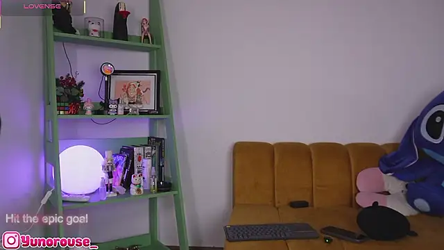 YunoRose  online show from March 13, 2026, 3:55 am