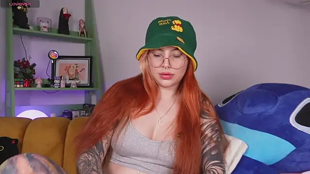 YunoRose  online show from January 18, 2026, 11:30 pm