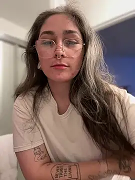 Alix Valentine online show from March 21, 2026, 1:51 am