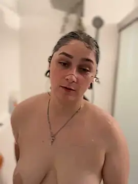 Alix Valentine online show from September 22, 2025, 11:33 pm