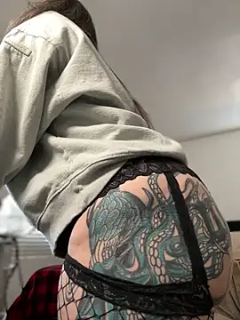 Alix Valentine online show from February 3, 2026, 6:13 pm