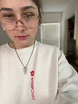 Alix Valentine online show from February 11, 2026, 5:13 pm