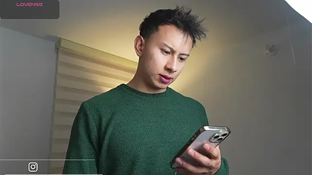 Snapshot of DeusbelliS chatting on October 21, 2025, 6:35 am DeusbelliS online show from October 21, 2025, 6:35 am