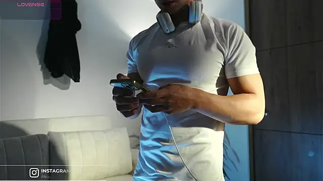 DeusbelliS online show from January 13, 2026, 12:15 am