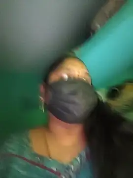 Snapshot of Villageanuty chatting on April 5, 2026, 8:54 am Villageanuty online show from April 5, 2026, 8:54 am