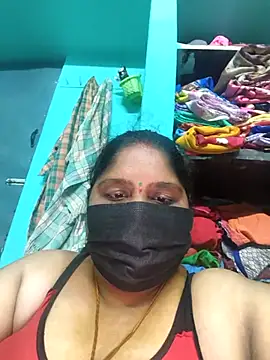 Snapshot of Villageanuty chatting on April 14, 2026, 9:14 am Villageanuty online show from April 14, 2026, 9:14 am