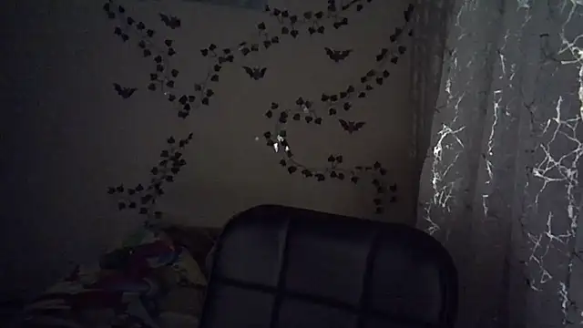 Lily Ember online show from November 1, 2025, 6:02 pm