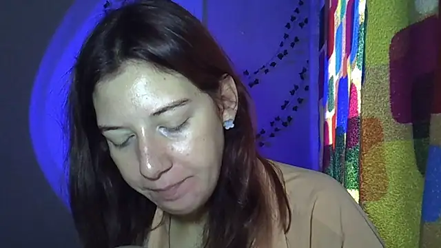 Lily Ember online show from October 18, 2025, 10:28 am