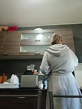 Snapshot of Aly-john1985 chatting on November 2, 2025, 7:02 am Aly-john1985 online show from November 2, 2025, 7:02 am