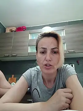 Snapshot of Aly-john1985 chatting on October 23, 2025, 6:34 am Aly-john1985 online show from October 23, 2025, 6:34 am