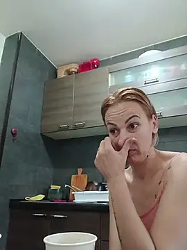 Snapshot of Aly-john1985 chatting on November 9, 2025, 6:50 am Aly-john1985 online show from November 9, 2025, 6:50 am