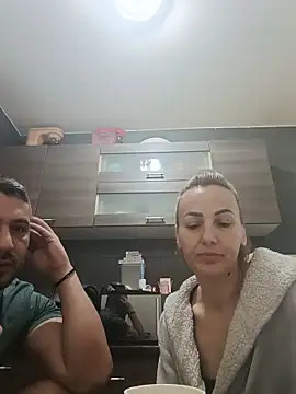 Snapshot of Aly-john1985 chatting on January 6, 2026, 8:18 am Aly-john1985 online show from January 6, 2026, 8:18 am