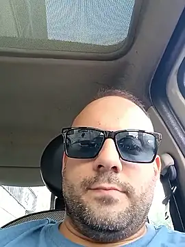 cazzoduroduro26 online show from September 26, 2025, 3:30 pm