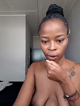 Snapshot of dark_honeyx26 chatting on March 24, 2026, 2:17 pm dark honeyx26 online show from March 24, 2026, 2:17 pm