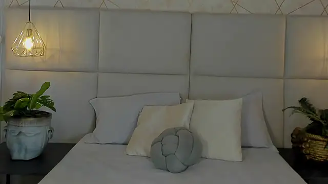 SamayRyann online show from May 30, 2026, 1:39 pm