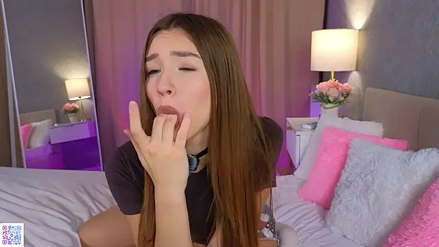 Snapshot of SweetyLali chatting on October 23, 2025, 5:55 pm SweetyLali online show from October 23, 2025, 5:55 pm