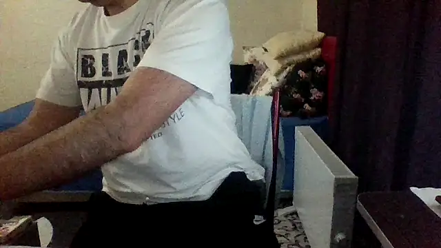 st206boy online show from November 7, 2025, 1:21 am