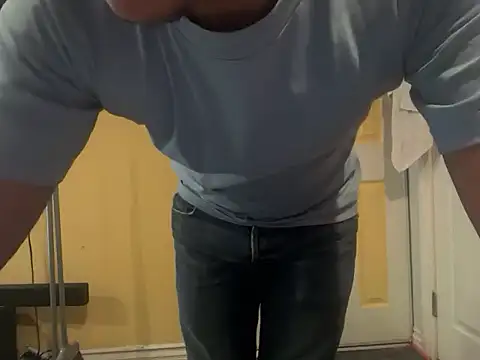 kSwisssxxx online show from December 2, 2025, 3:14 pm