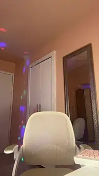 Snapshot of lost_wood19 chatting on April 4, 2026, 5:14 am lost wood19 online show from April 4, 2026, 5:14 am