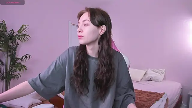 Snapshot of Skelerata chatting on October 13, 2025, 1:07 am Skelerata online show from October 13, 2025, 1:07 am