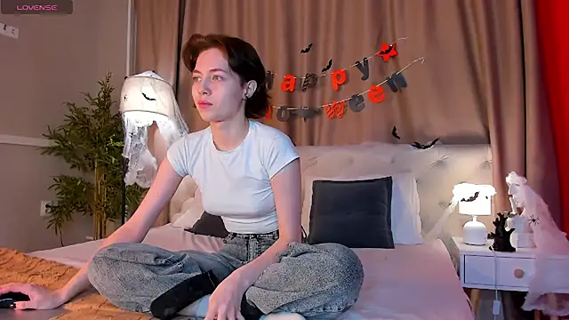 Snapshot of Skelerata chatting on October 26, 2025, 1:06 am Skelerata online show from October 26, 2025, 1:06 am