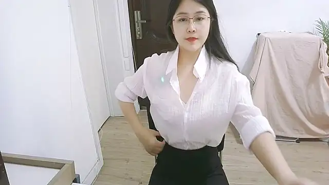 Snapshot of 98bunny chatting on January 13, 2026, 2:26 am 98bunny online show from January 13, 2026, 2:26 am