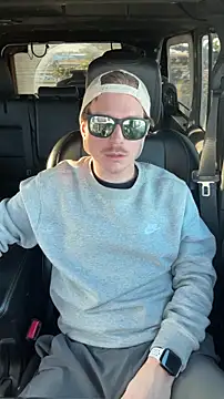 Snapshot of uncut_luke chatting on January 13, 2026, 10:13 pm uncut luke online show from January 13, 2026, 10:13 pm