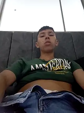 Snapshot of Flacoxlx chatting on November 1, 2025, 12:17 am Flacoxlx online show from November 1, 2025, 12:17 am