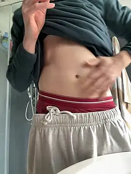 mario231197 online show from January 19, 2026, 12:09 pm