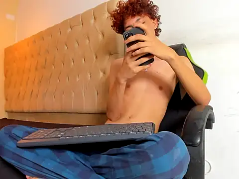 Darkknightx01 online show from October 14, 2025, 7:20 am