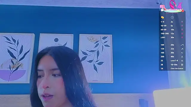 Snapshot of SarahMiler_ chatting on October 3, 2025, 11:45 am SarahMiler online show from October 3, 2025, 11:45 am