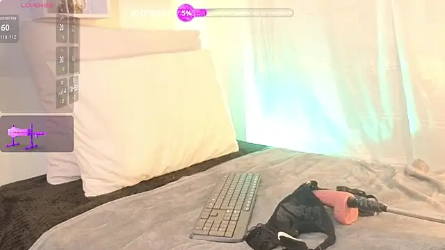 Samaraa Smith online show from February 14, 2026, 11:10 am