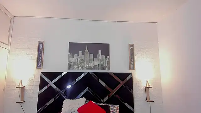 Snapshot of elenacooper1 chatting on November 2, 2025, 7:08 pm elenacooper1 online show from November 2, 2025, 7:08 pm