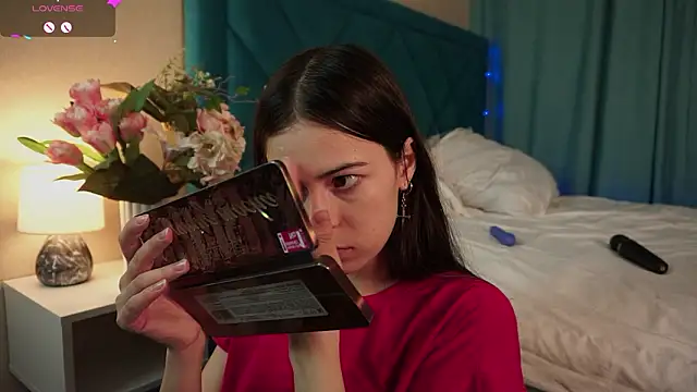 Snapshot of ywixos chatting on March 5, 2026, 3:08 pm ywixos online show from March 5, 2026, 3:08 pm