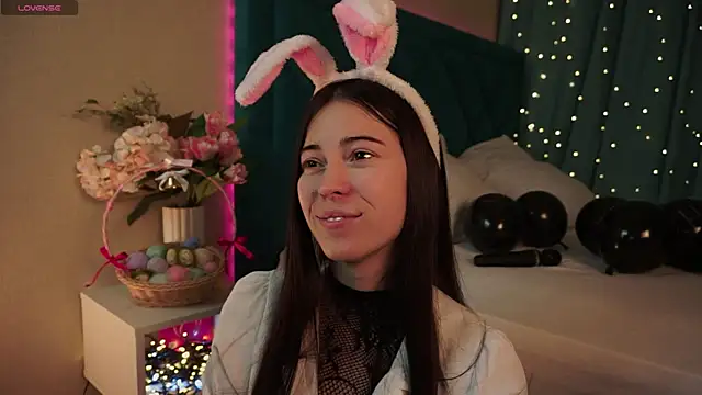 Snapshot of ywixos chatting on April 7, 2026, 2:52 pm ywixos online show from April 7, 2026, 2:52 pm