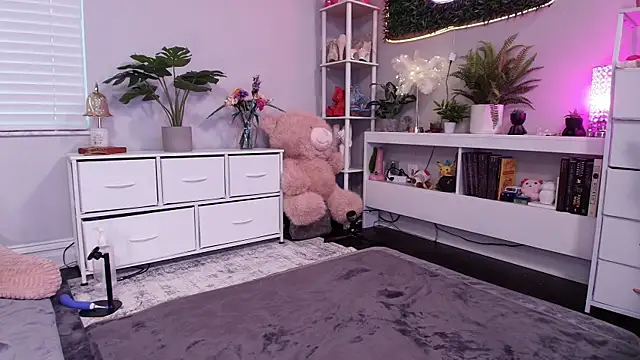 Lexibby69 online show from June 16, 2026, 11:10 am