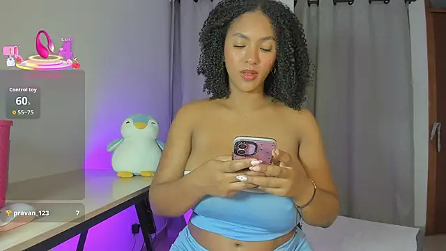 Snapshot of Mia_sweet80 chatting on March 31, 2026, 4:03 am Mia sweet80 online show from March 31, 2026, 4:03 am