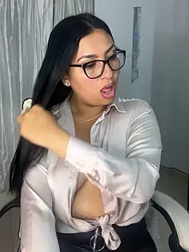 Snapshot of Issa_Santana chatting on May 20, 2026, 10:07 pm Issa Santana online show from May 20, 2026, 10:07 pm