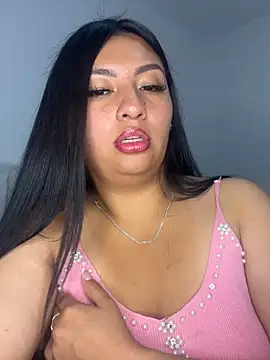 Snapshot of Issa_Santana chatting on May 17, 2026, 7:36 pm Issa Santana online show from May 17, 2026, 7:36 pm