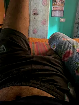 Snapshot of darkbluemoon chatting on October 18, 2025, 2:24 am darkbluemoon online show from October 18, 2025, 2:24 am